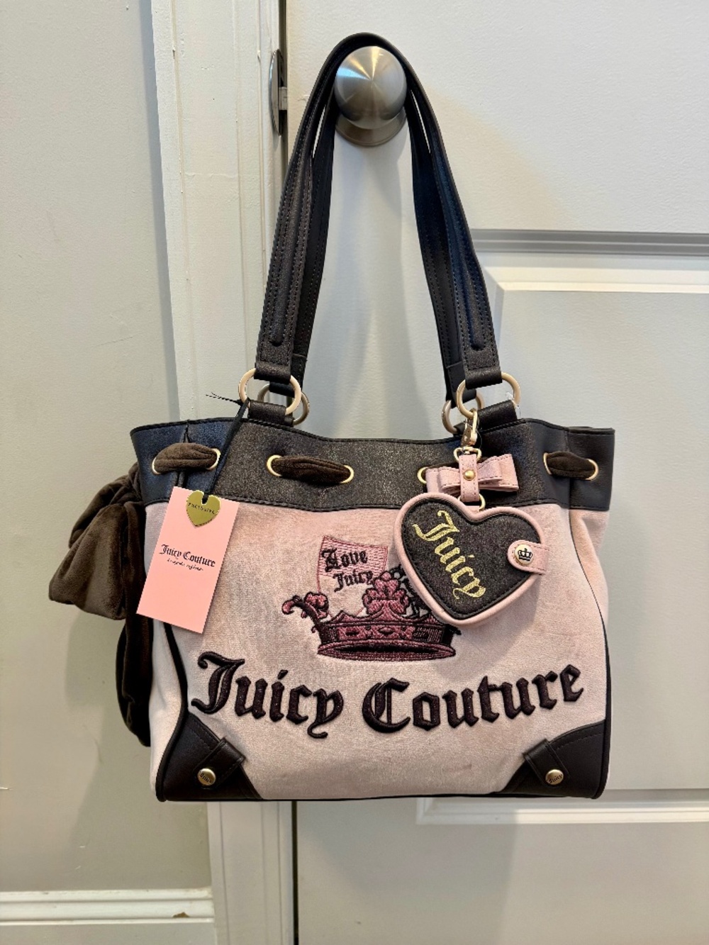 NWT - Juicy Couture EXCLUSIVE Crown Daydreamer Velour Tote Bag